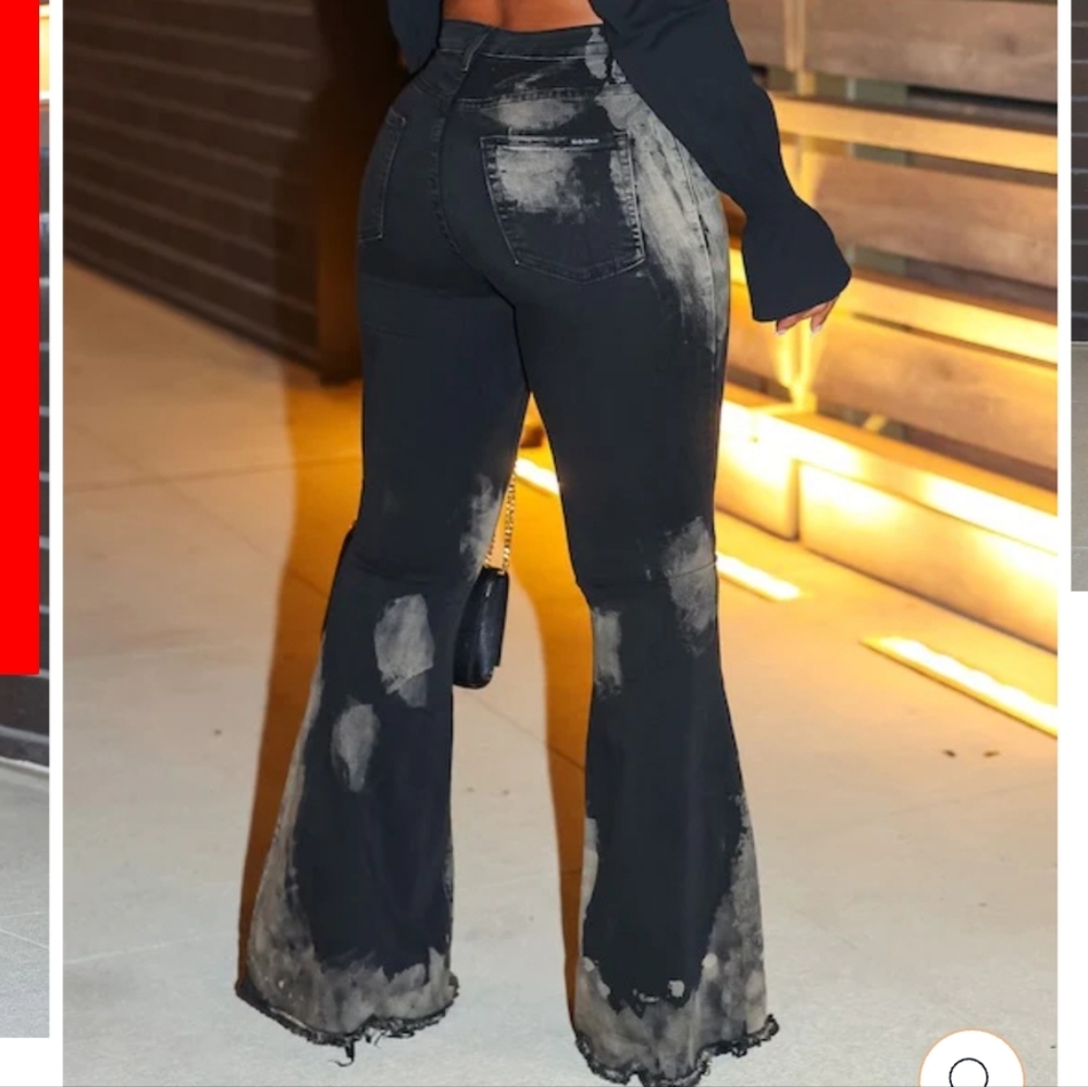 WOMEN'S JEANS